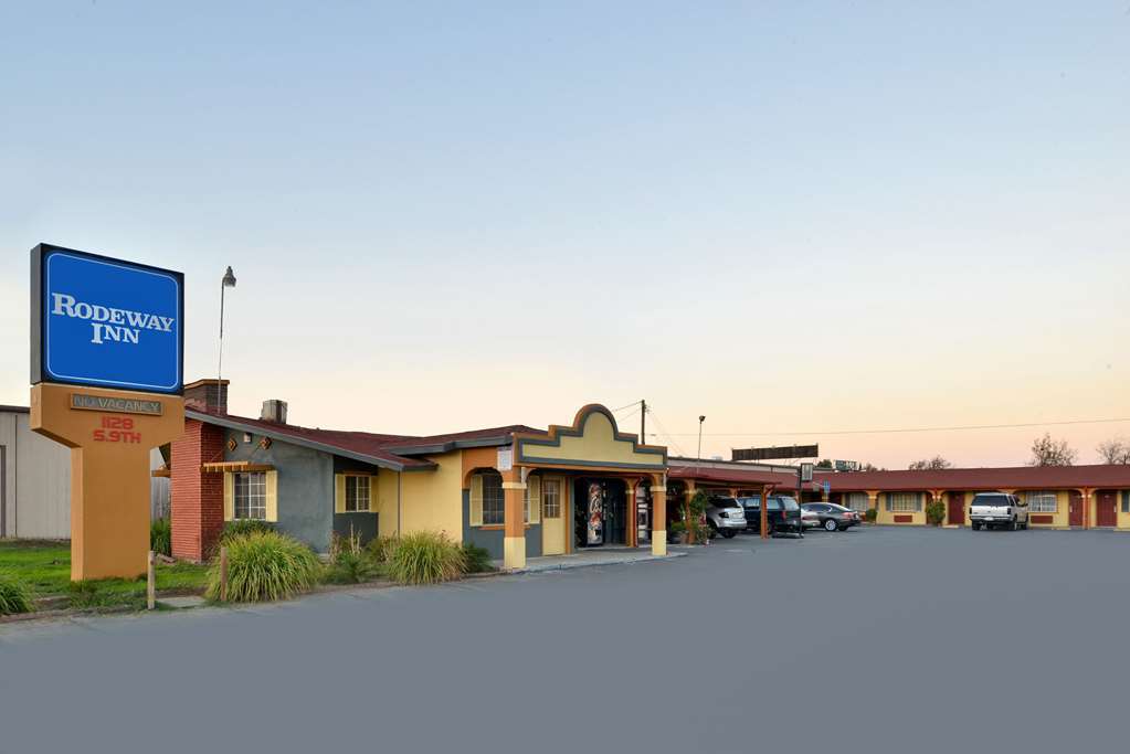 Rodeway Inn Modesto Bagian luar foto
